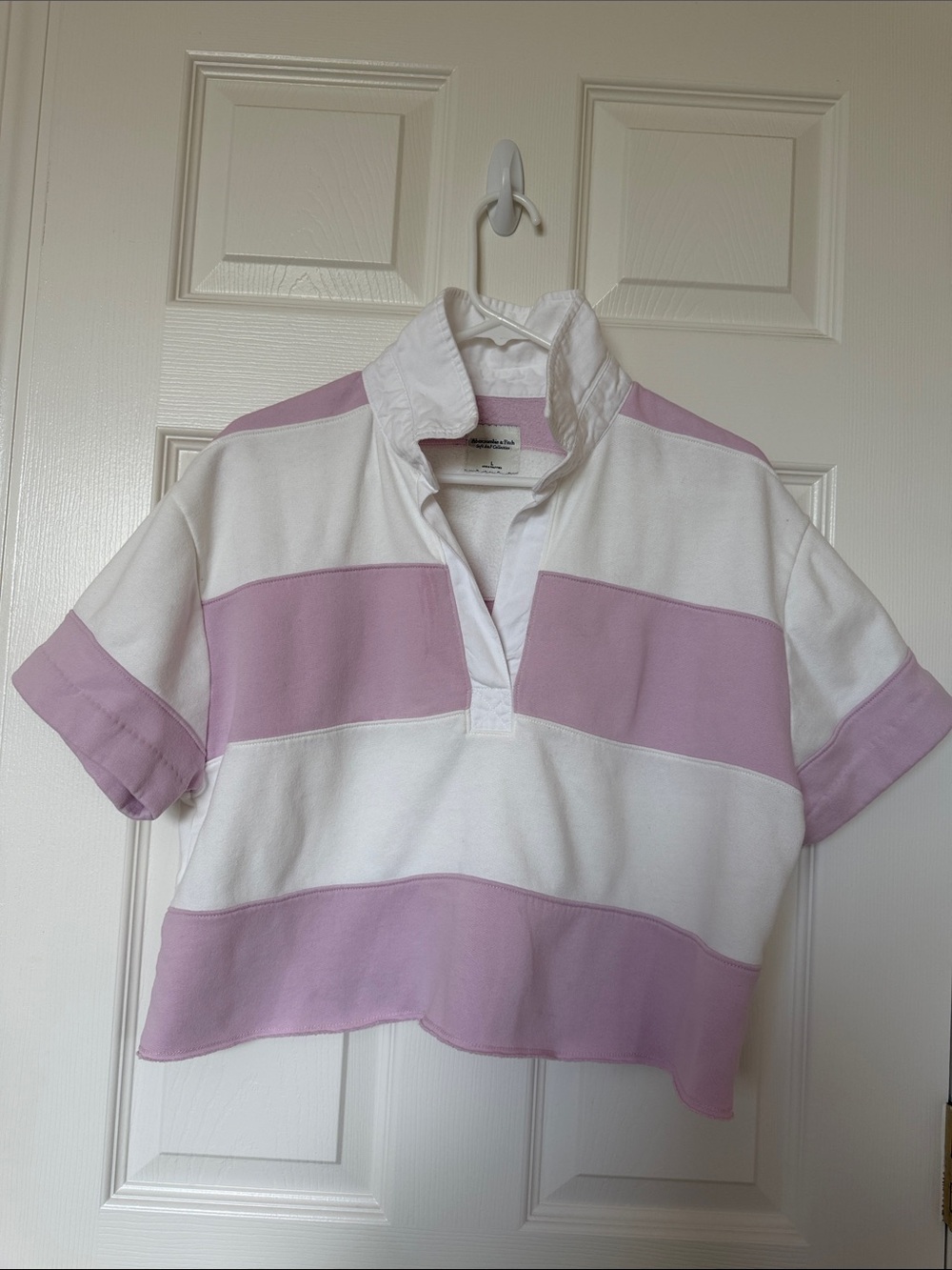 Abercrombie & Fitch White and Light Purple Striped Rugby Crop Top